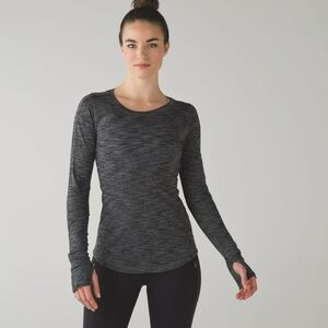 Lululemon 5 Mile Long Sleeve Heathered Gray Lightweight Top Size 6